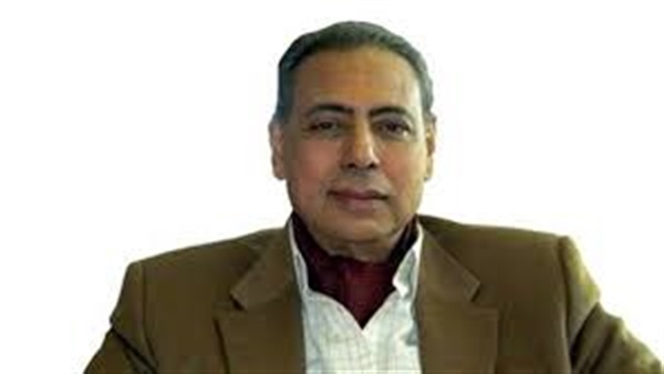 احمد القويسنى مساعد