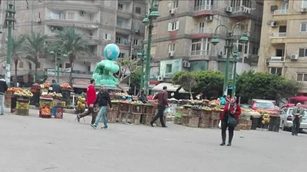 حديقة تتحول لسوق