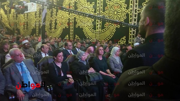 شقيقة الرئيس تشارك