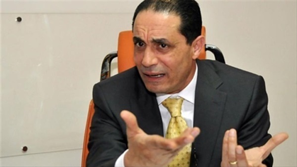 الدكتور سامى عبدالعزيز