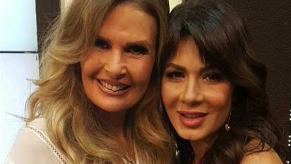 يسرا ونجلاء بدر