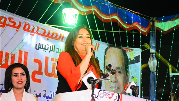 الفنانة نهال عنبر