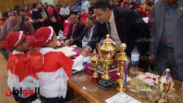 تكريم المدارس بالوادي