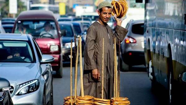 بائع السميط والبيض