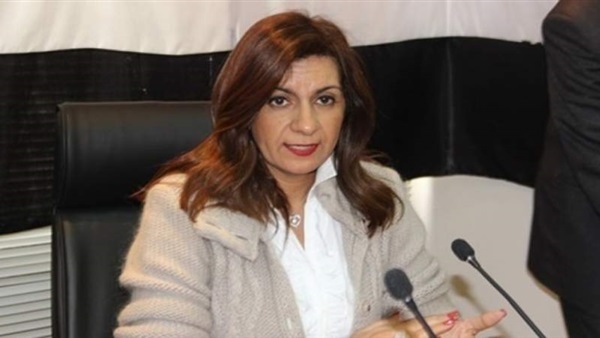 وزيرة الهجرة