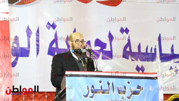 الدكتور يونس مخيون
