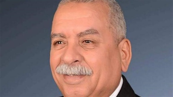 جمال أدم