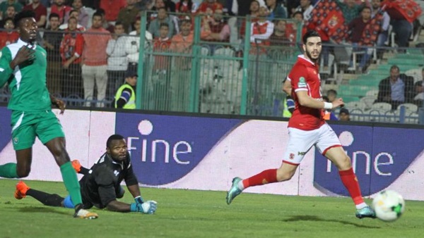 الأهلي ومونانا