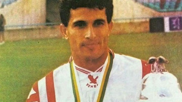 ايمن منصور