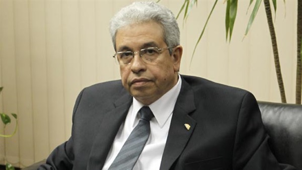 الدكتور عبد المنعم