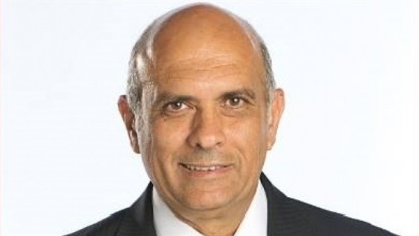عماد وحيد