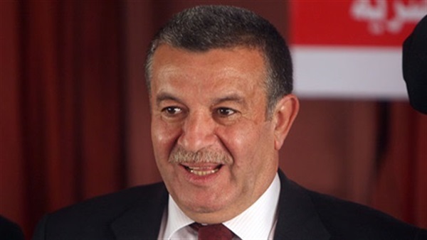 ئيس جامعة بنها الدكتور
