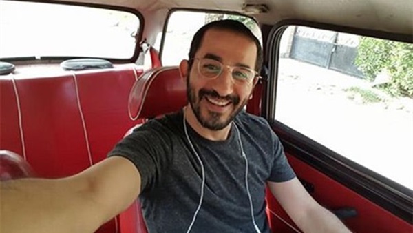 الفنان أحمد حلمي