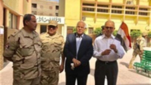 جلال السعيد يدلى