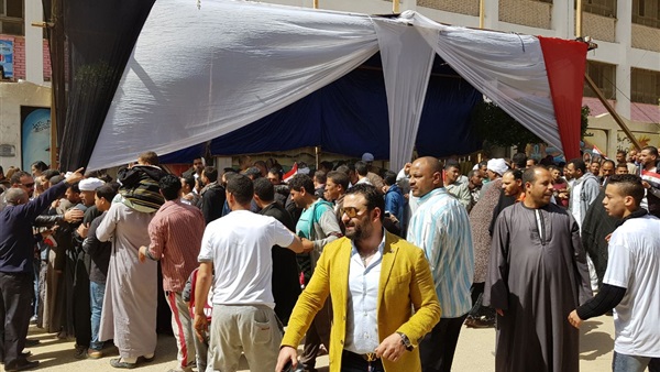 اقبال المواطني علي