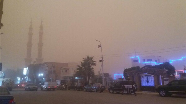 عاصفة ترابية