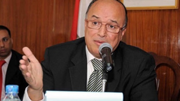 السفير محمود كارم