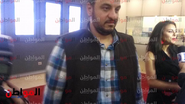 هشام إسماعيل