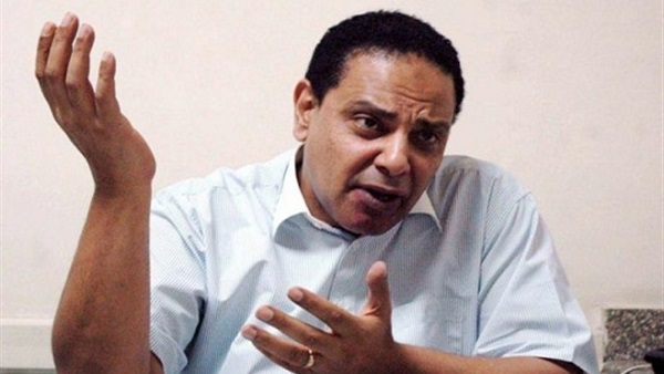 الكاتب علاء الأسوانى