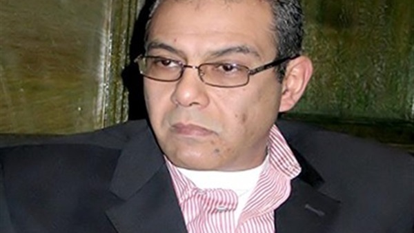 عمرو وهبي