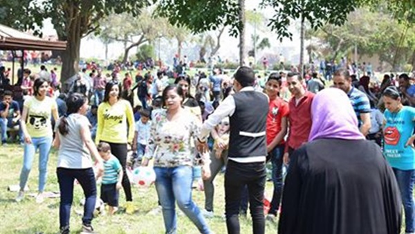 ازدحام شديد بالقناطر