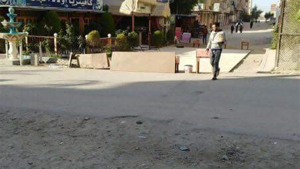 صاحب قهوة يستغل شارع