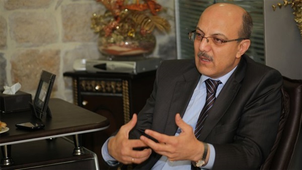 الدكتور بسام أبو