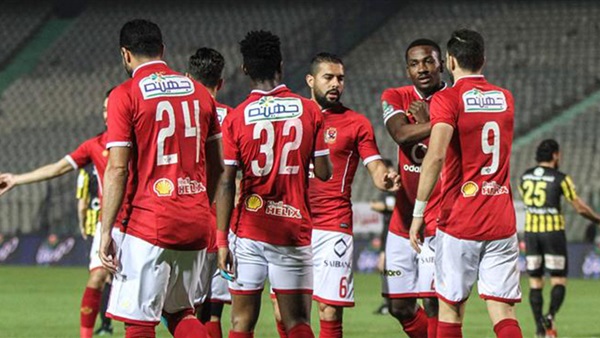 لاعبو الأهلي