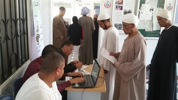 جانب من القافلة الطبية