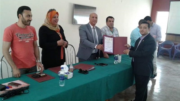 جانب من الدورة