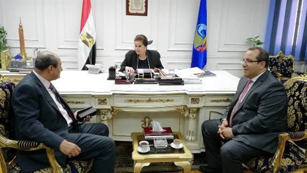 محافظ البحيرة