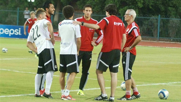 كوبر- لاعبي المنتخب