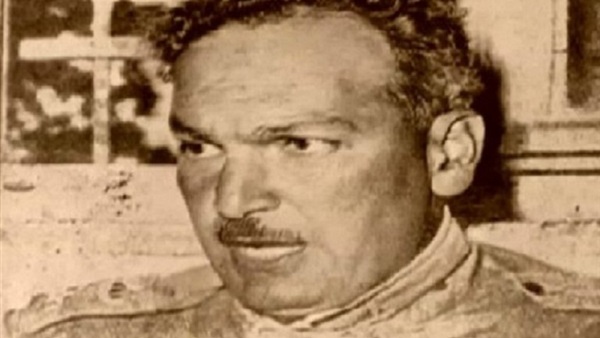 البطل أحمد عبدالعزيز