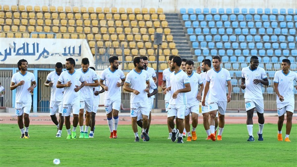 فريق الإس