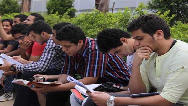 طلاب الثانونية العامة