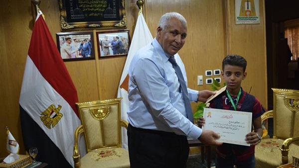 محافظ الوادي الجديد