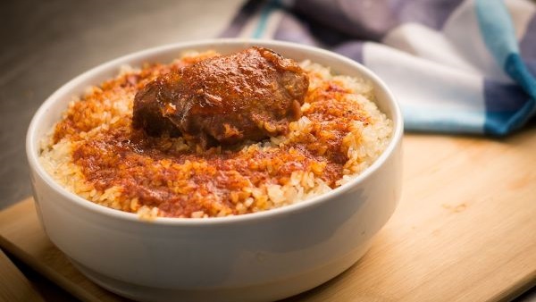 مطاعم بيتية