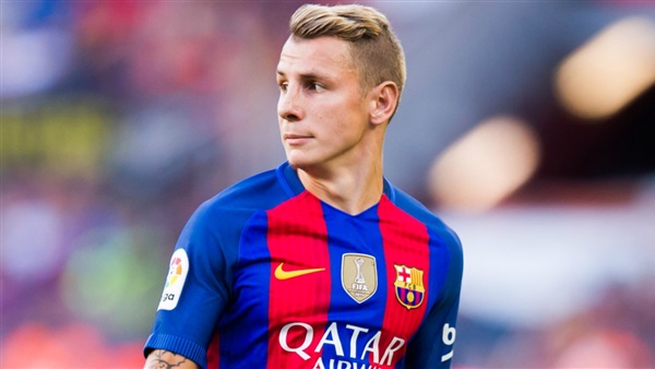ظهير برشلونة لوكاس