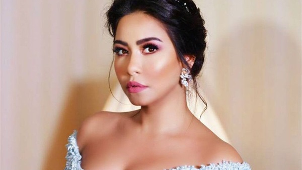 الفنانة شيرين عبد