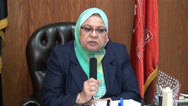 الدكتورة منى فؤاد