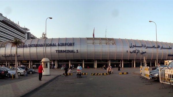 مطار القاهرة