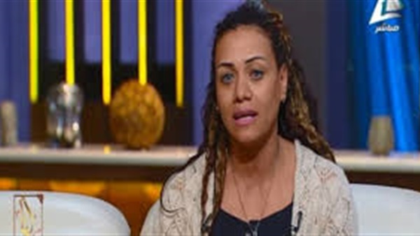 هند وجيه، أول فتاة