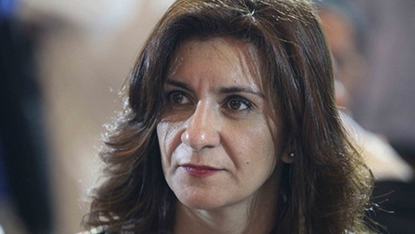 السفيرة نبيلة مكرم