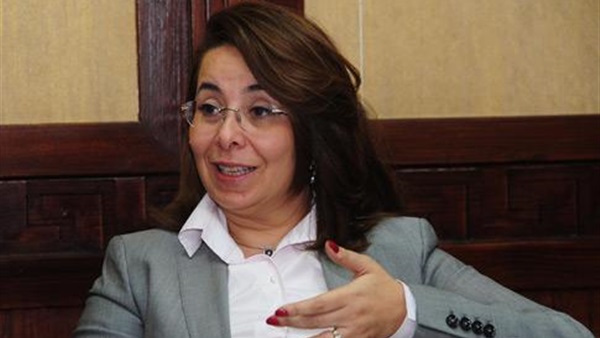 غادة والى