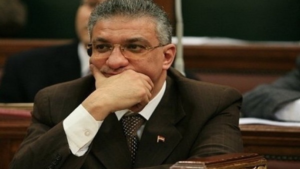 وزير التنمية المحلية