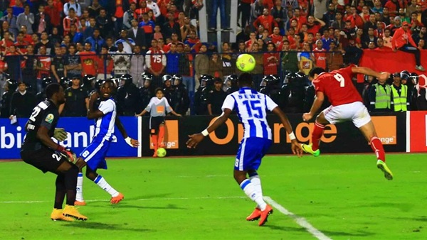 عماد متعب - لاعب