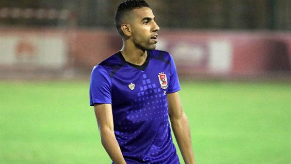 مؤمن زكريا لاعب الاهلي