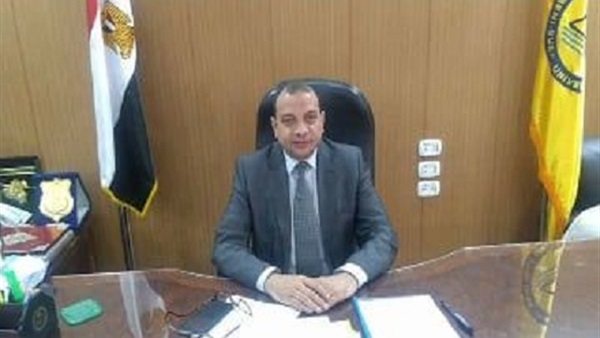 الدكتور منصور حسن