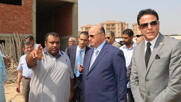 جولة تفقدية لمحافظ