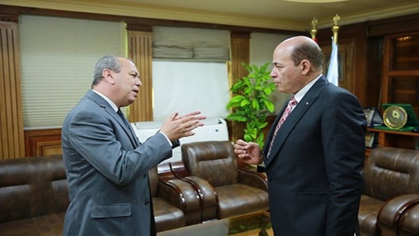 الدكتور إسماعيل